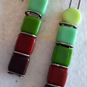 Dangling Earring Made of Multi-color Antique Beads